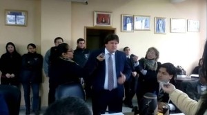 El flamante diputado se despidió ayer de la Junta Municipal luego de renunciar para asumir el próximo domingo 30 de junio su banca en la Cámara Baja