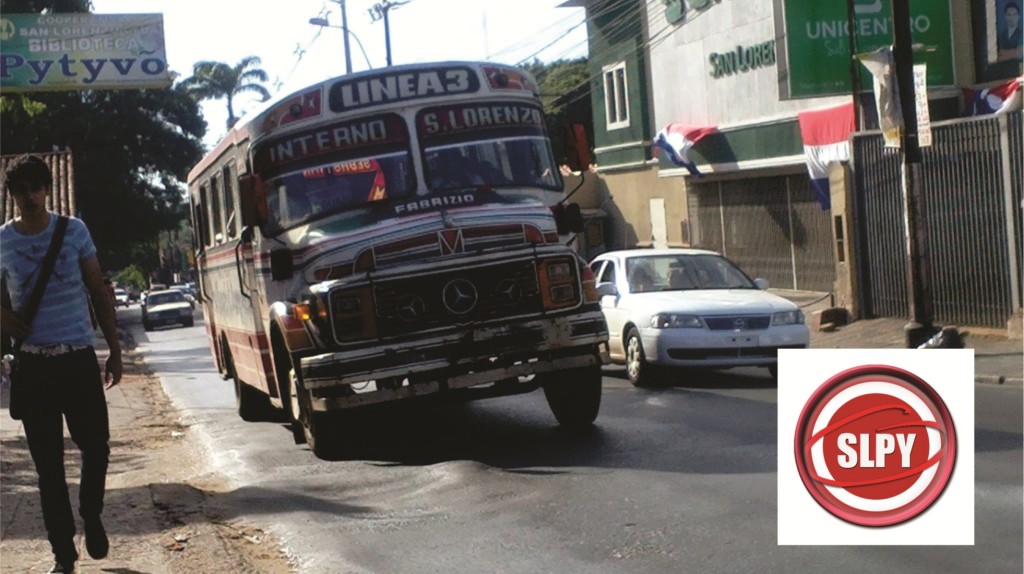 Las chatarras todos los días estan en las calles de San Lorenzo